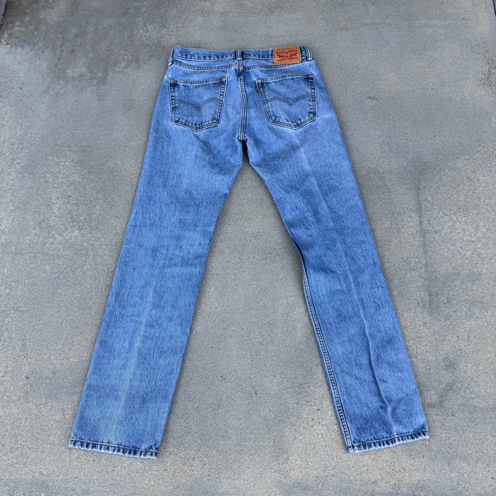 Levi's 505 Regular Fit Straight Leg Jeans Mens 32x34 Blue Distressed 505-0216